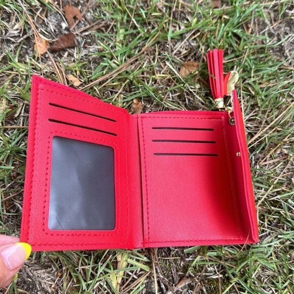 Red Tassel Heart Wallet - Picture 4 of 5